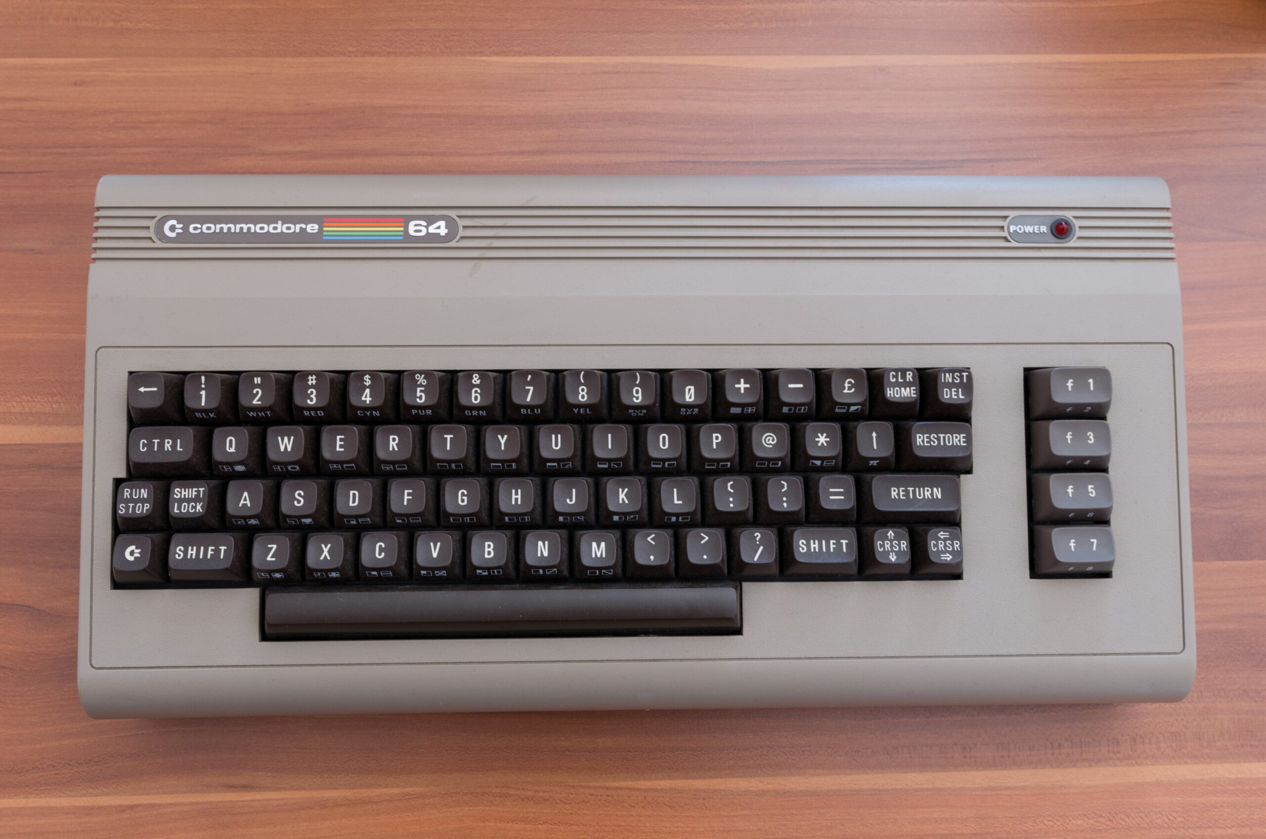 commodore-64-home-computer